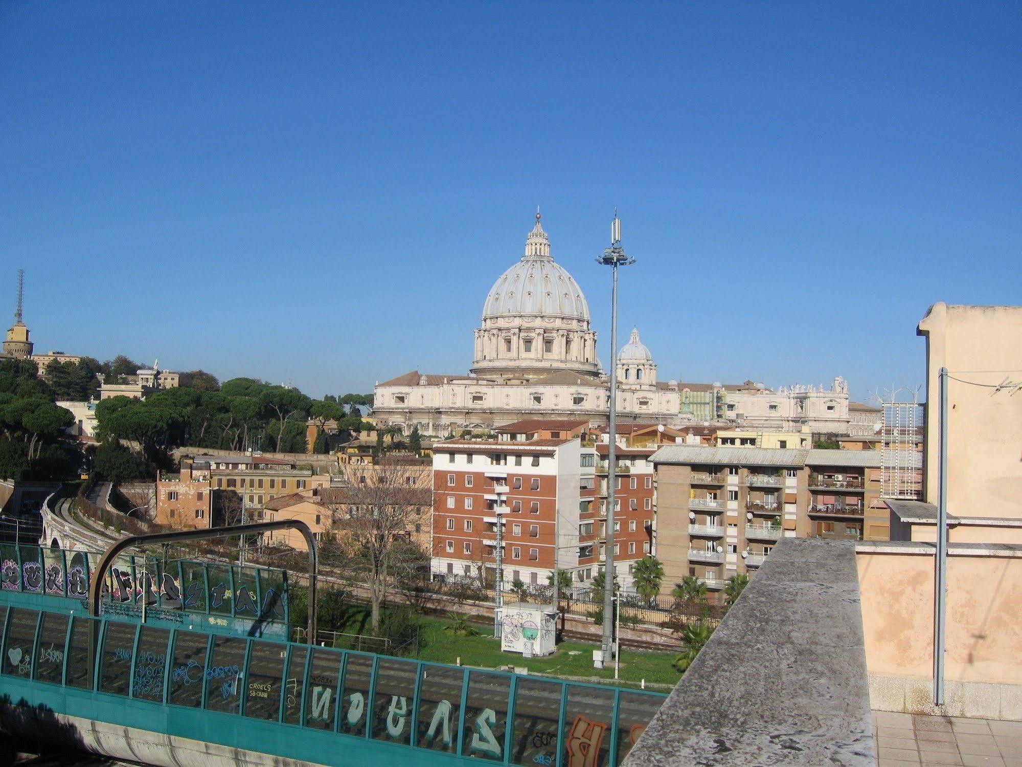 Passeggiate Romane B&B Exterior photo